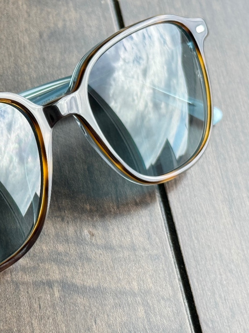 Ray-Ban Tortoiseshell Square Sunglasses with Original Leather Case - Picture 3 of 6